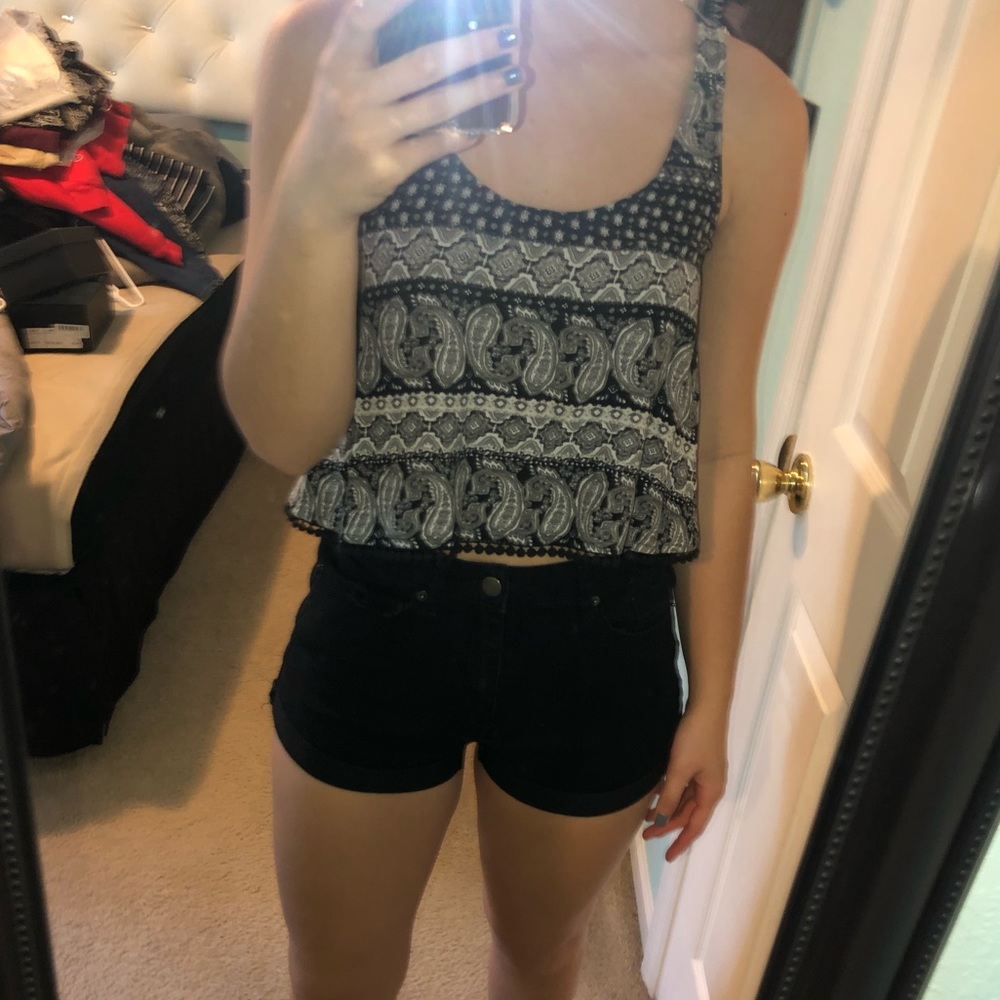 size xs cropped tribal tank top
